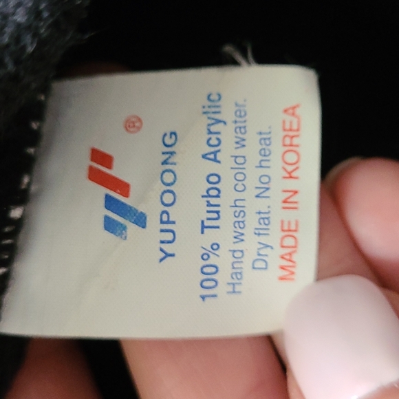 🌿3 for $30🌿 The Sword Toque - Picture 3 of 3